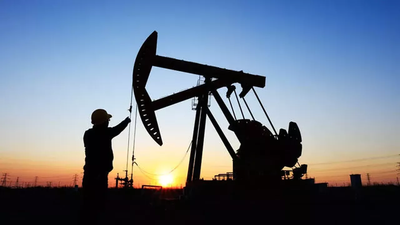 OPEC: Küresel petrol üretimi arttı
