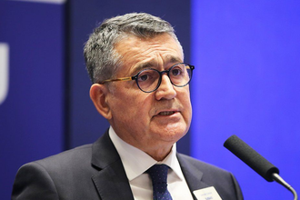TÜSİAD/Turan: Enflasyona karşı gerekirse büyümeden taviz verilmeli