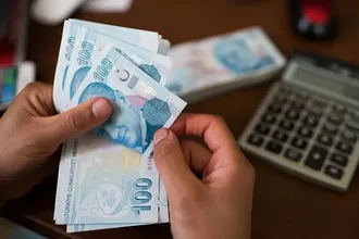 Yaşlı ve engelli aylıkları hesaplara yatırıldı