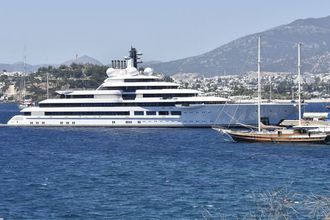 700 milyon dolarlık Rus yatına el konuldu