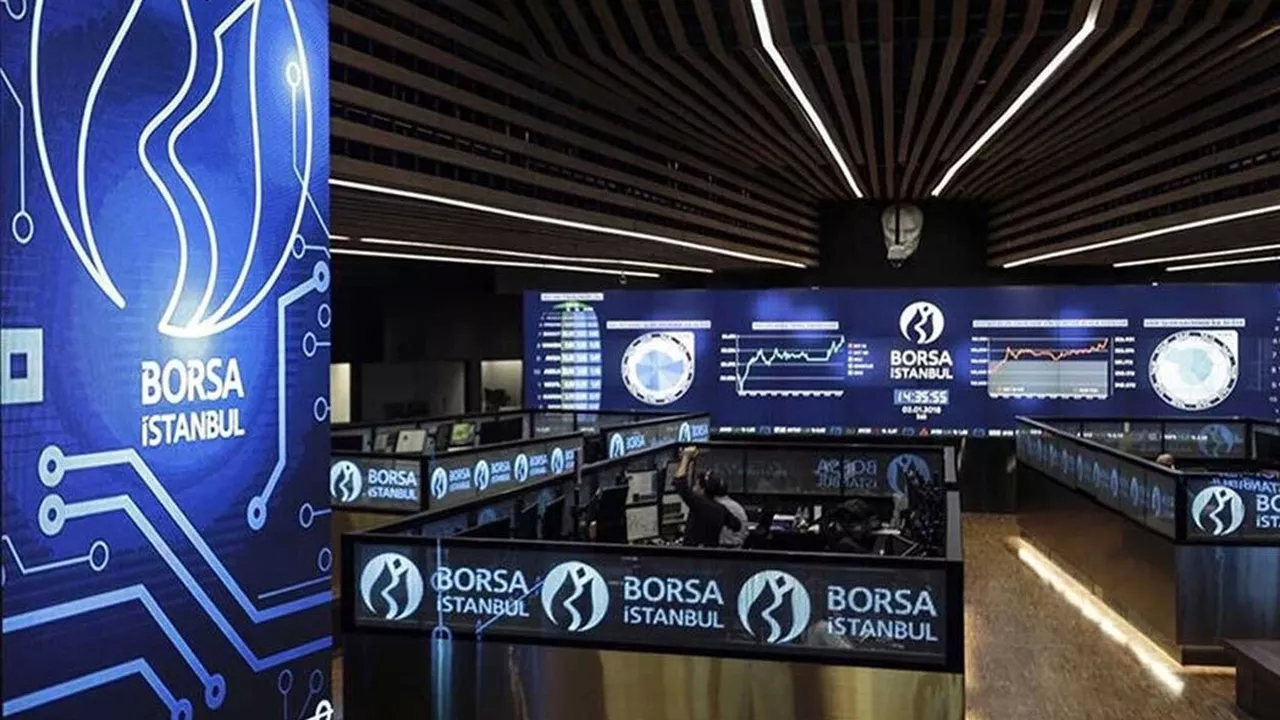 Borsa haftanın son işlem gününe rekorla başladı