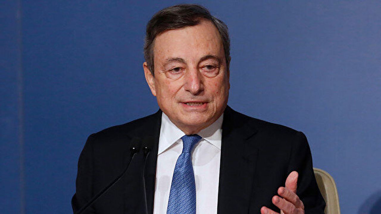 İtalya'da Draghi istifasını verdi, kabul edilmedi