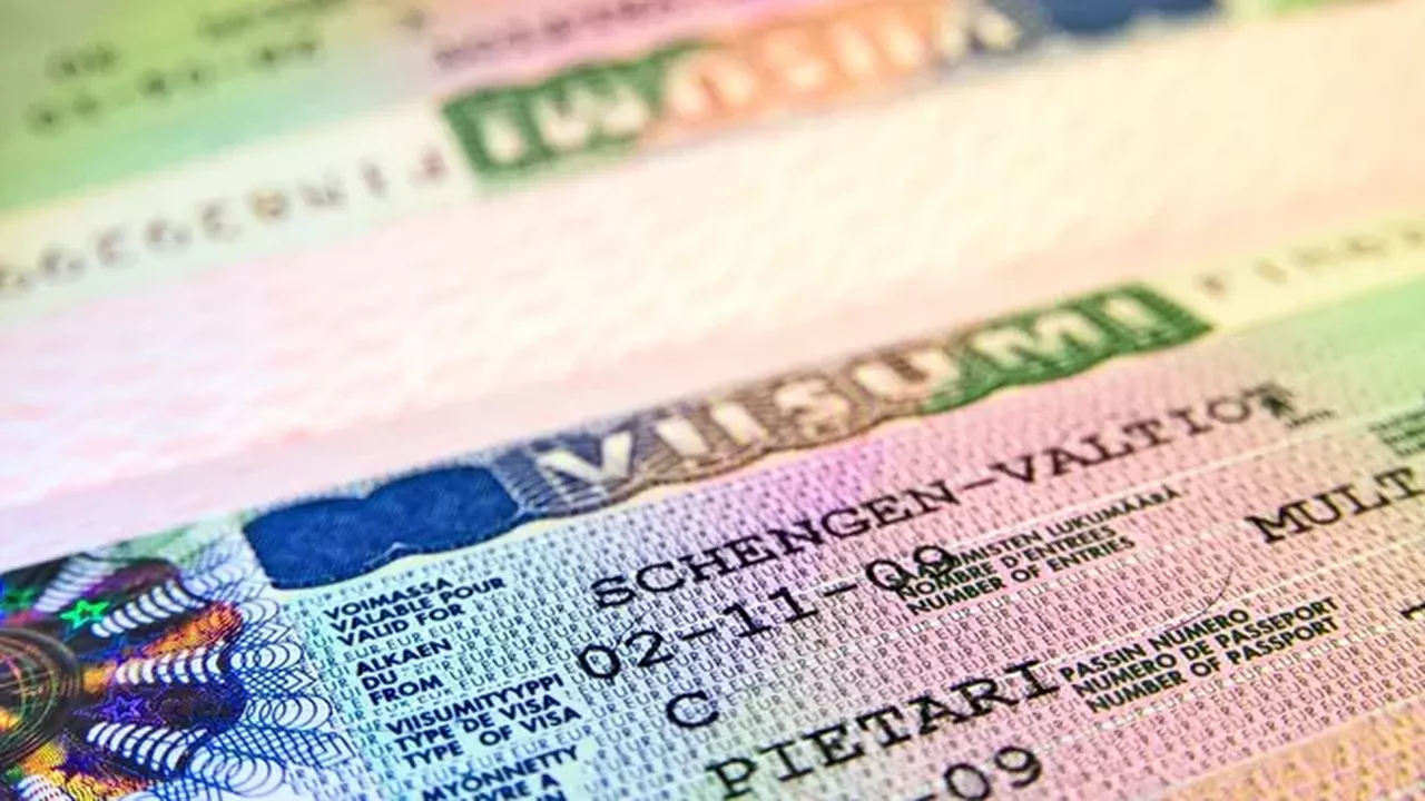 Türk vatandaşlarını bekleyen Schengen tehlikesi