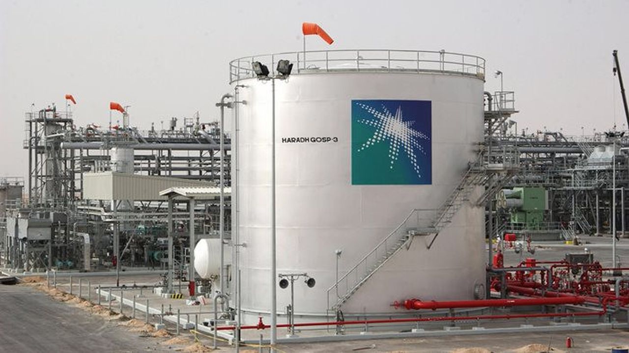 Dev petrol şirketi Aramco'nun hisse satışı için görüşmeler yapılıyor