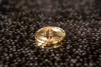 Bitcoin'de yeni hedef 70 bin dolar mı?