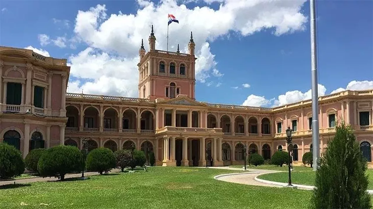 Paraguay'da faiz artırdı