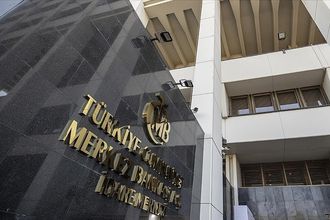 Yabancı hisse sattı, vatandaş döviz aldı