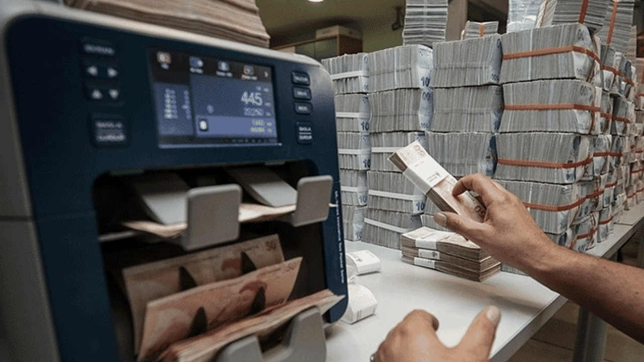 Bankacılık sektörü kredi hacmi yükseldi