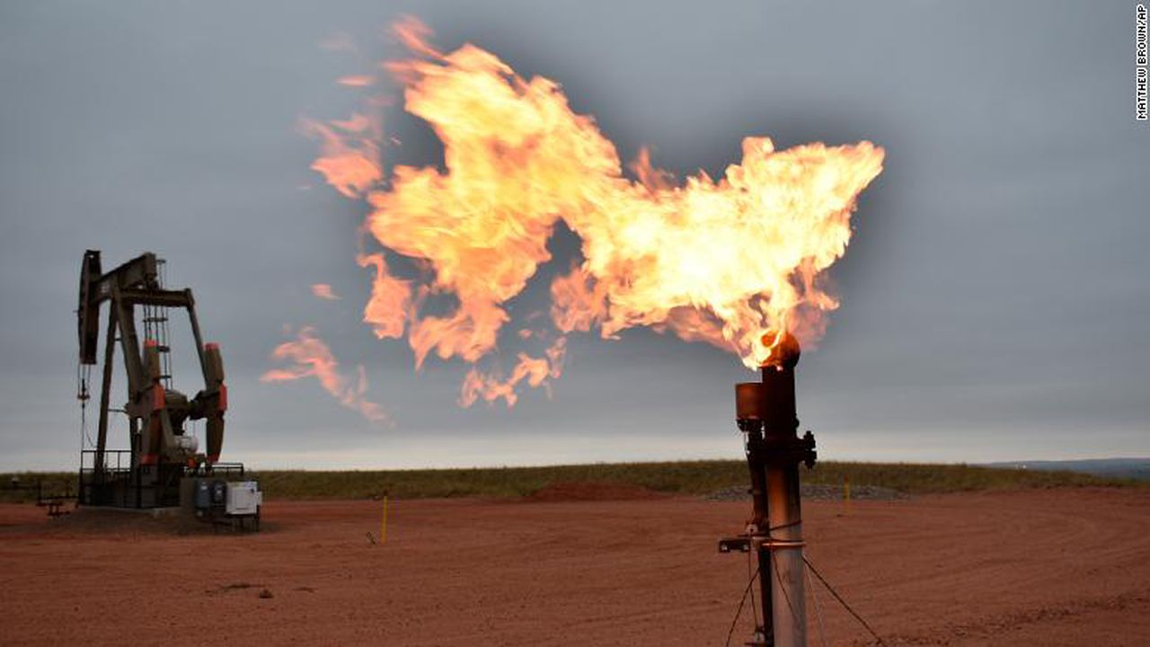 Petrol fiyatları direnç seviyelerinde takıldı