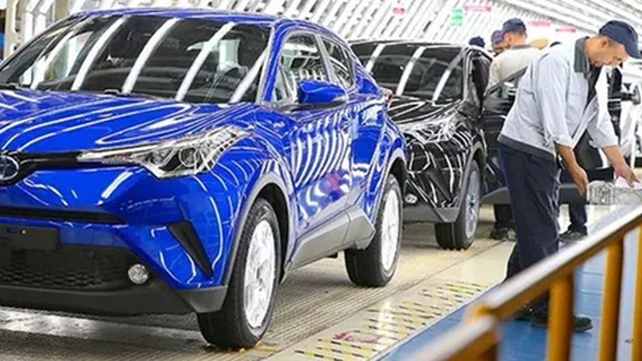 Toyota'dan 14 üretim bandını geçici olarak durdurma kararı!
