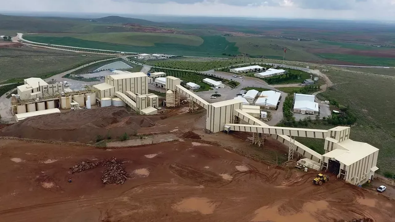 Koza Altın'dan 700 milyon TL'lik hisse geri alımı