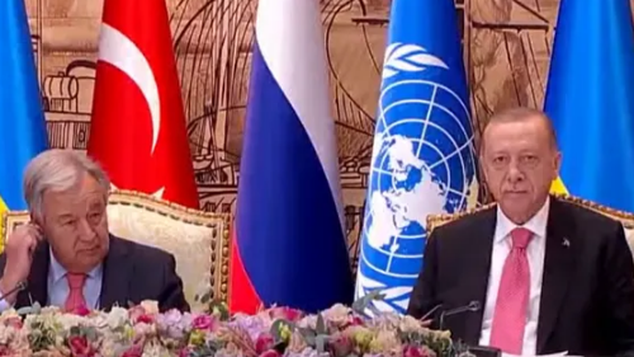 Tahıl Sevkiyatı için tarihi imzalar atıldı
