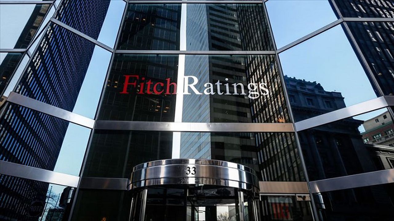 Fitch, Türk bankalarını uyardı: Ilımlı bozulma var!