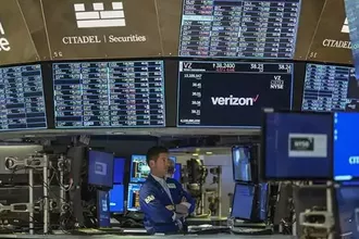 New York borsası düşüşle açıldı