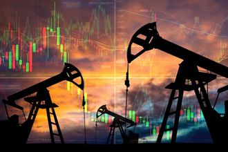 Petrol fiyatları OPEC+ toplantısı öncesi yükseliyor