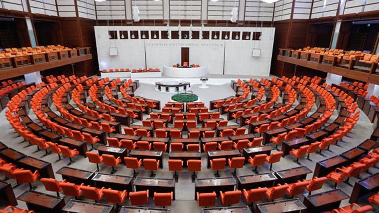 Ekonomiye ilişkin düzenlemeler içeren kanun teklifi yasalaştı