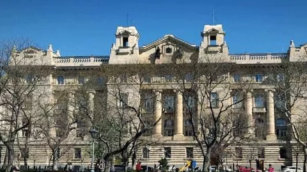 Macaristan Merkez Bankası'ndan 14 yıl sonra bir ilk!