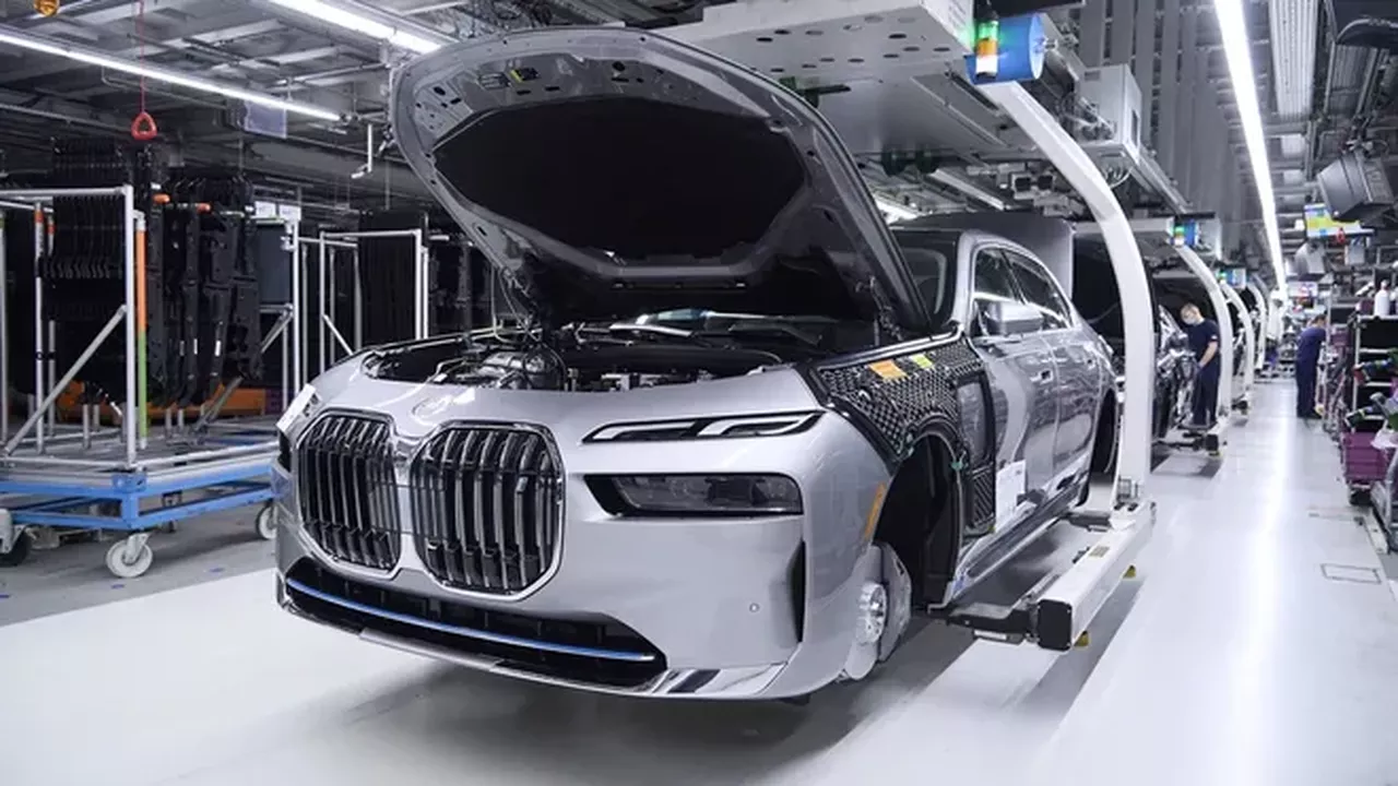 BMW'nin Macaristan'daki fabrikasına Karabük Çelik imzası