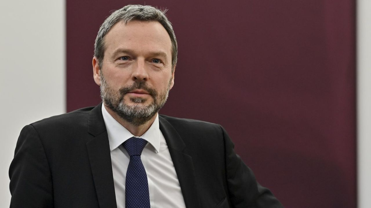 ECB/Wunsch: Resesyon ECB'nin faiz artırımını durdurmamalı