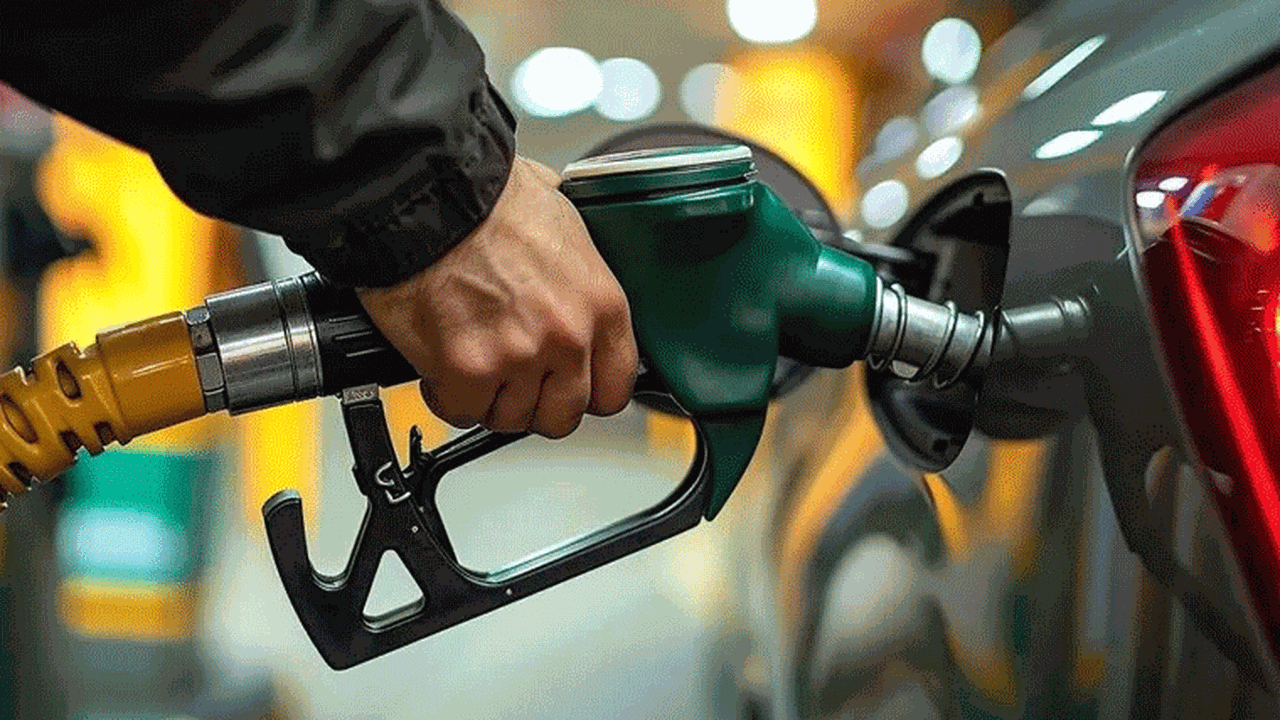 Benzine indirim geldi