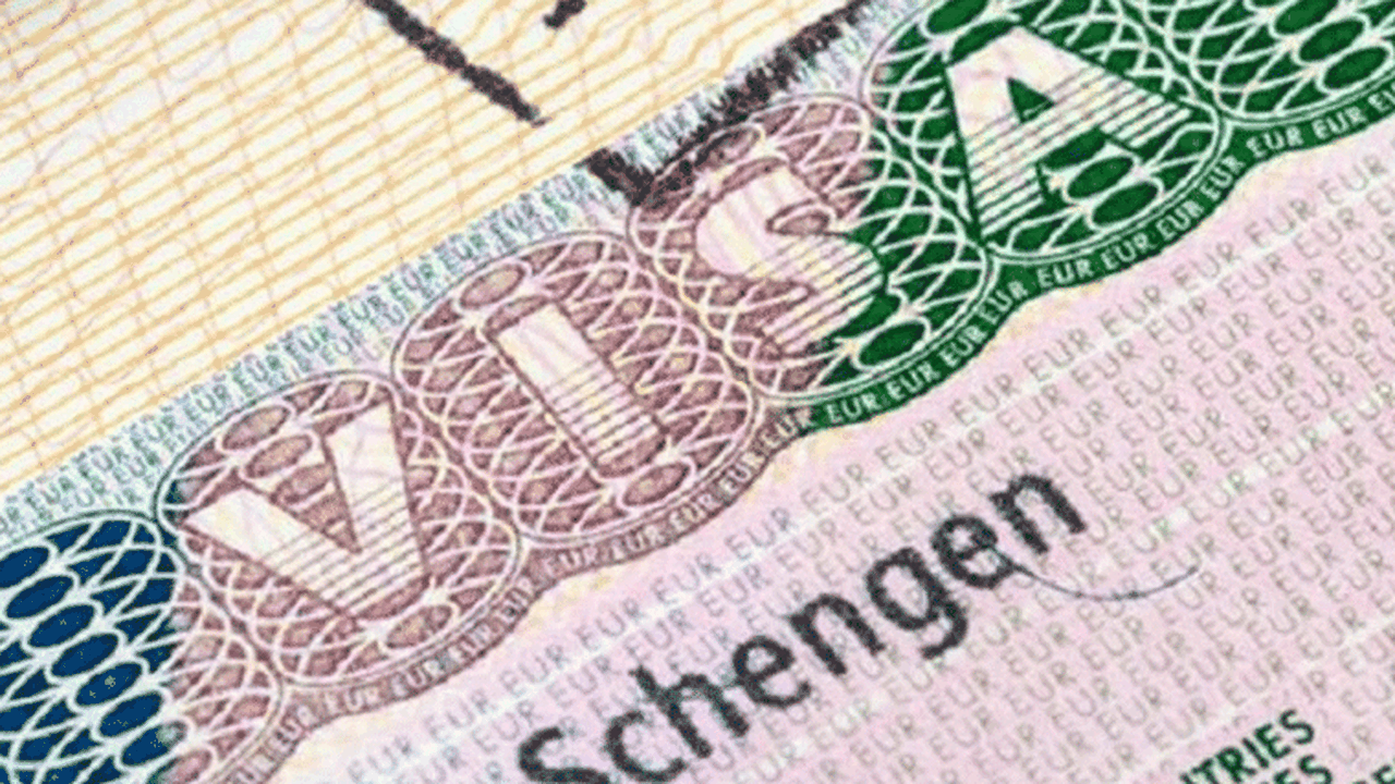AB’den dijital Schengen vizesine yeşil ışık