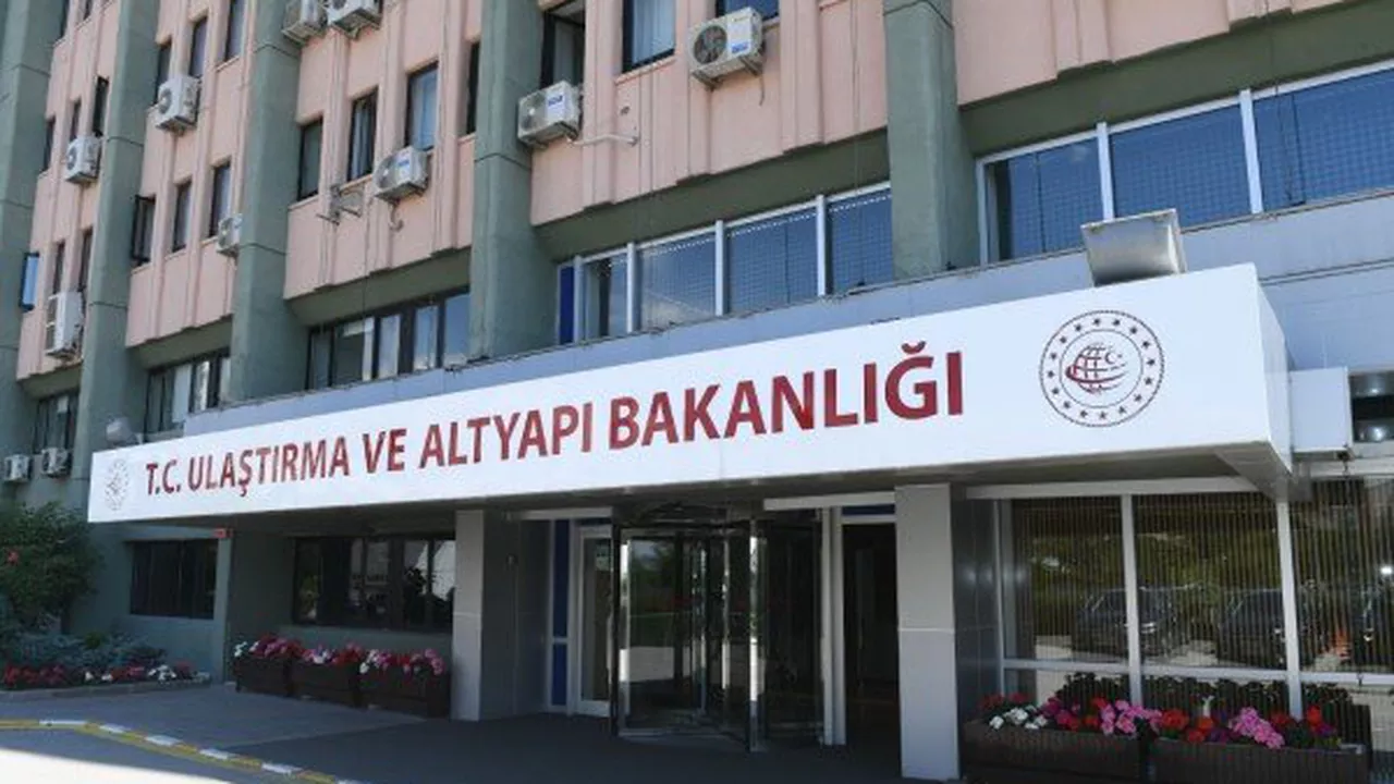 Ulaştırma ve Altyapı Bakanlığı personel alacak