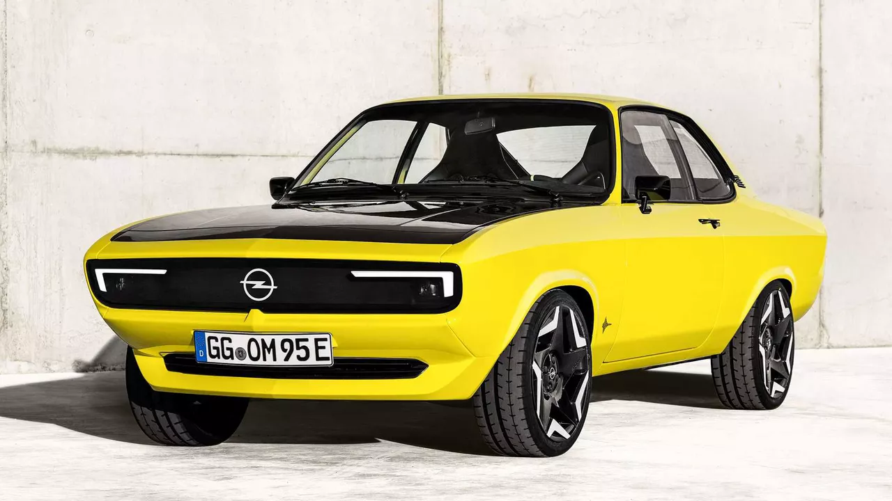 Opel tamamen elektrikliye geçiyor! Manta efsanesi dönüyor