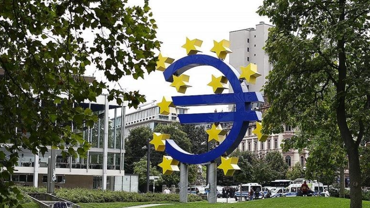 Euro Bölgesi enflasyonunda sürpriz