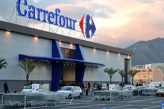 Carrefour bir ülkede daha fiyatları donduruyor