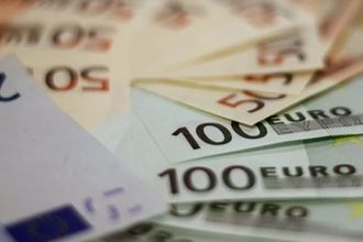 Euro 1 ABD dolarının altına inebilir