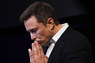 Elon Musk, yedi evini birden sattı