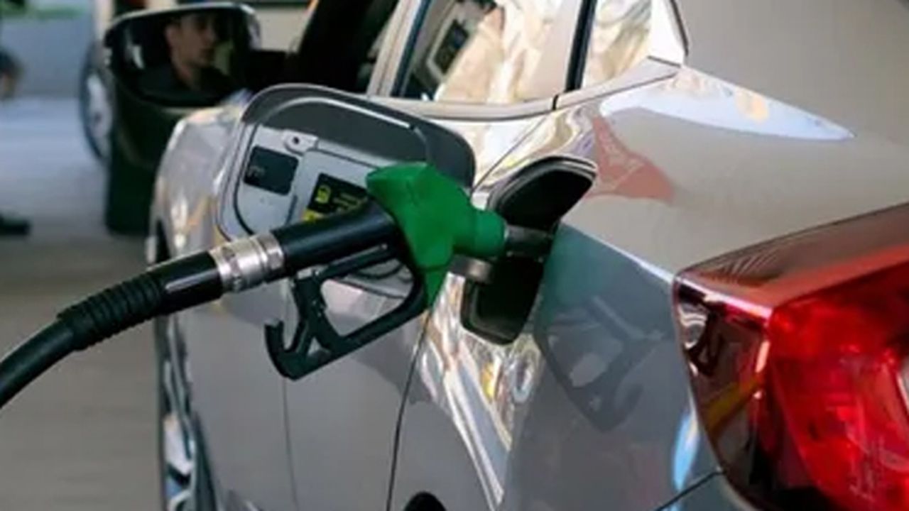 Motorine 66 kuruş zam! 10 lirayı aştı