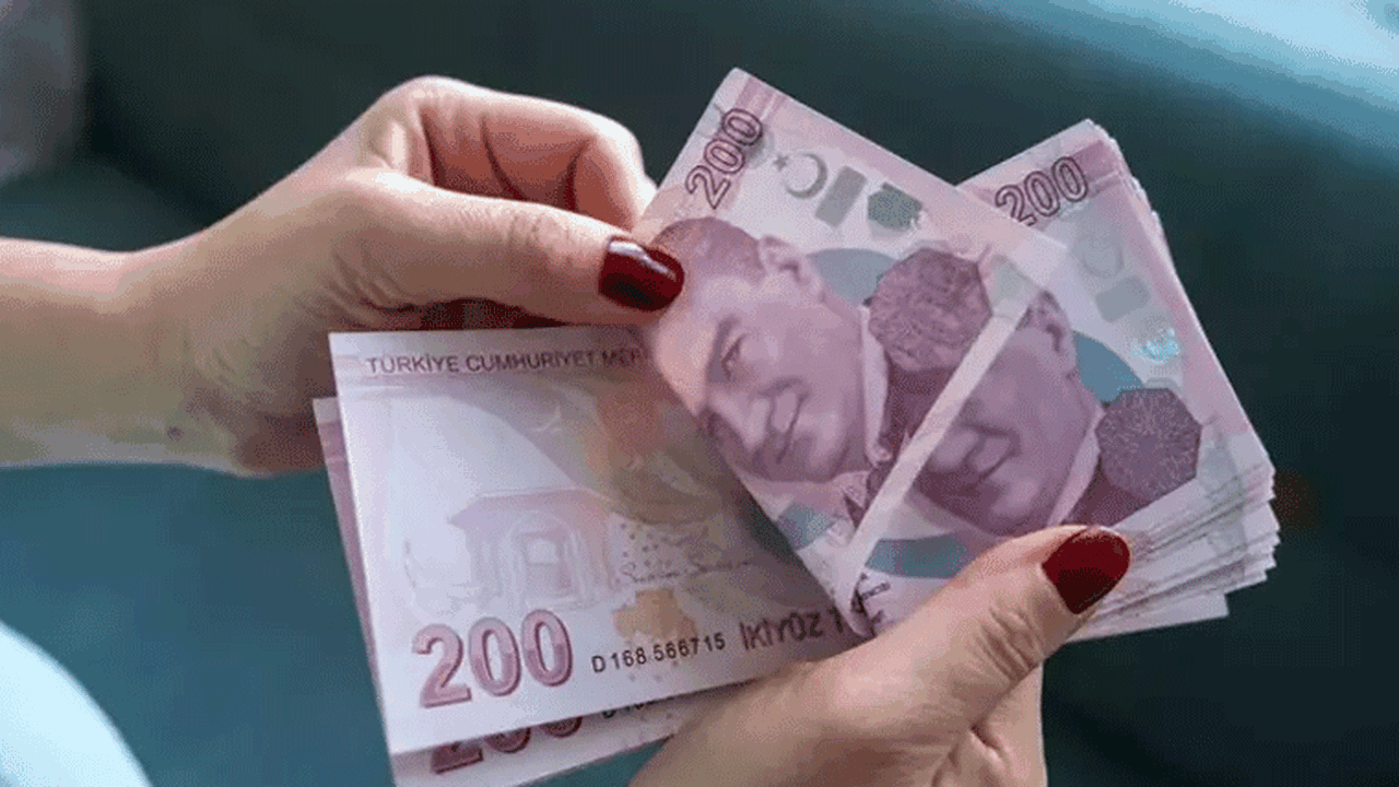 Yatırımcı, geçen hafta KKM'den 5 milyar dolar çekti