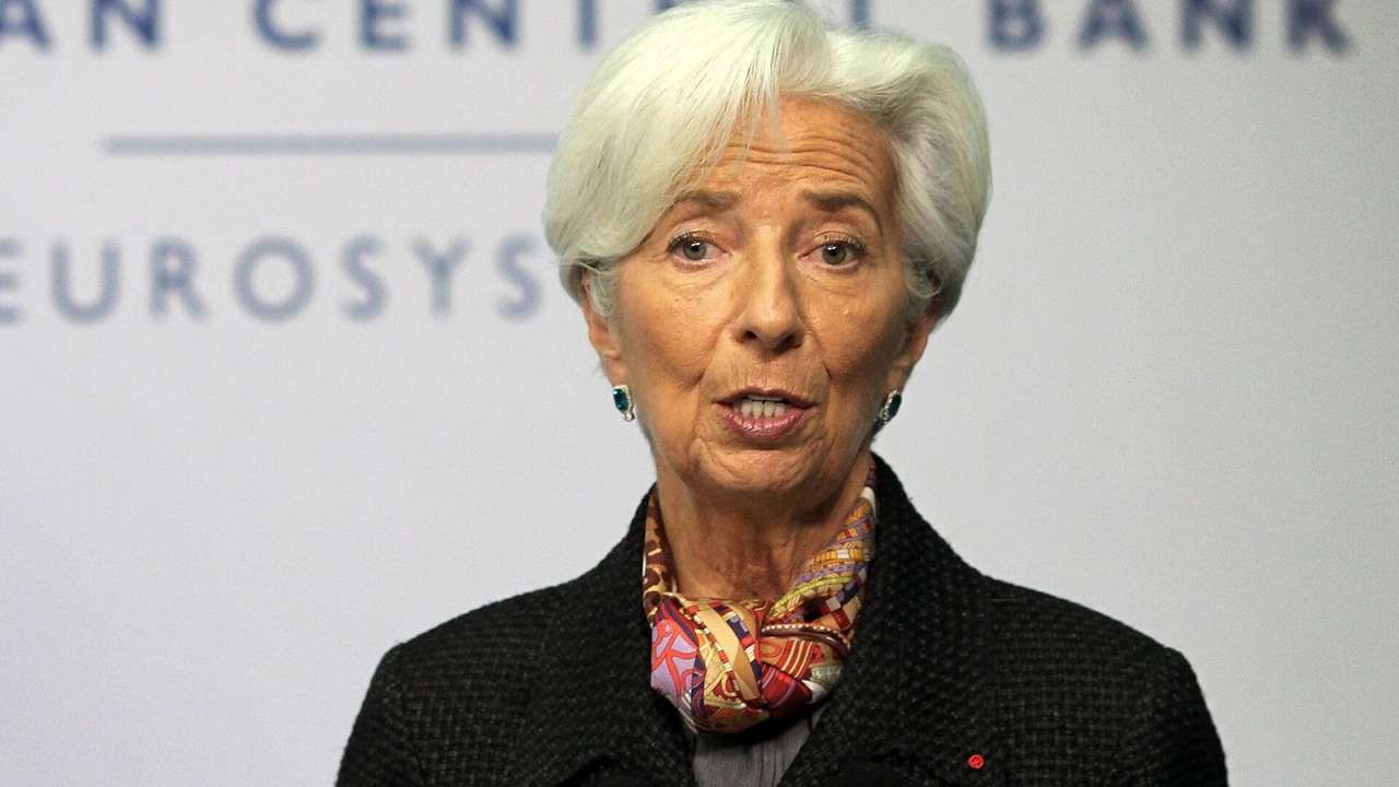 Lagarde: Negatif faiz bölgesinden üçüncü çeyrek sonunda çıkabiliriz