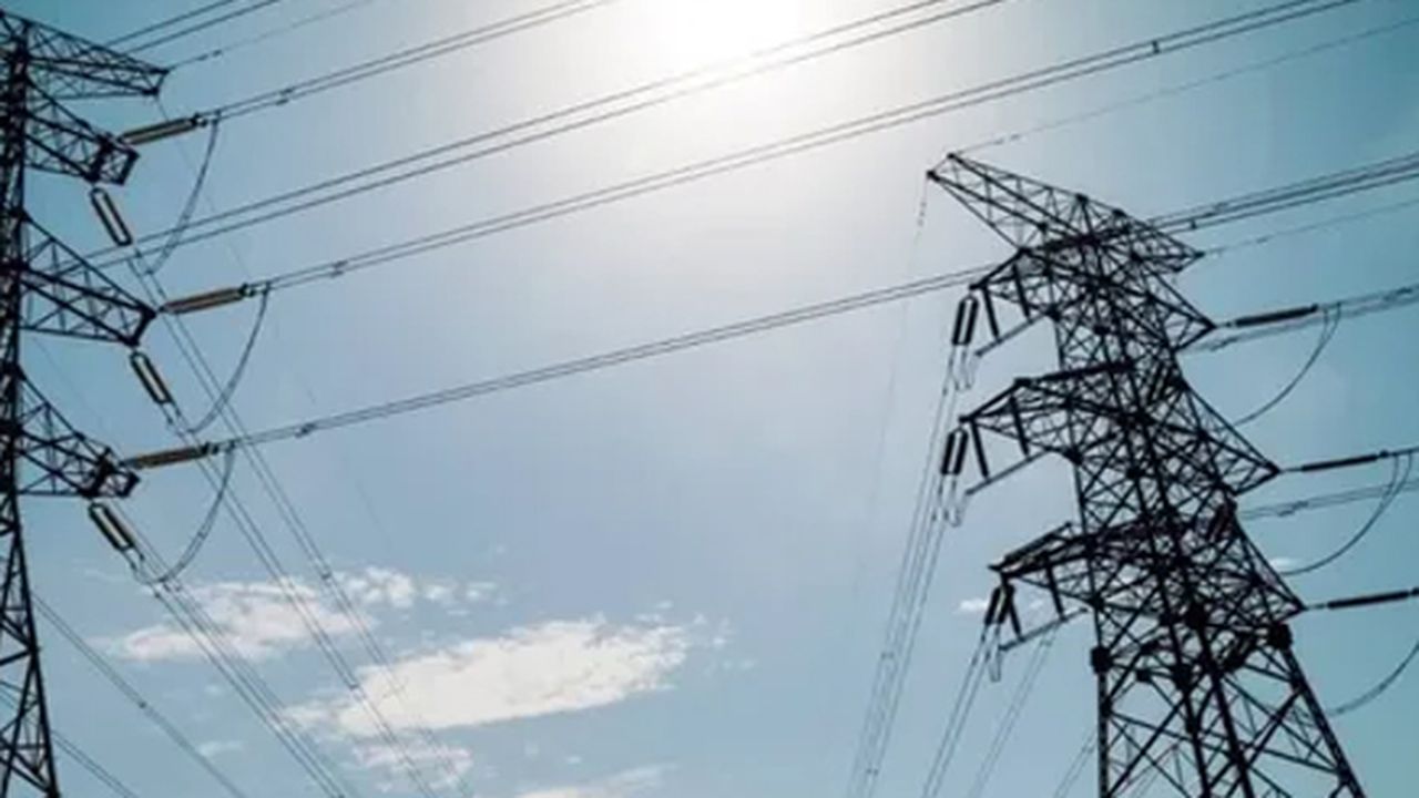 Ukrayna ve Moldova, Avrupa elektrik şebekesine bağlandı