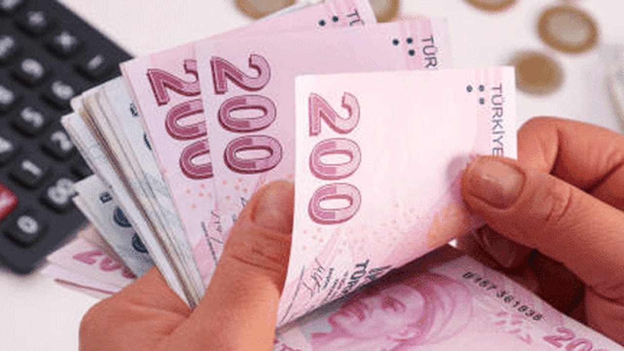 Kredilerde donuk alacak eşiği 100 TL'den 2,500 TL'ye çıkarıldı
