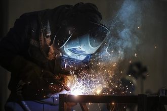 Çalışan kişi başına üretim azaldı