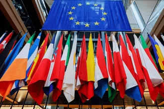 Eurochambres/Dlouhy: TL'deki oynaklık, Türkiye'den ithalata engel teşkil ediyor