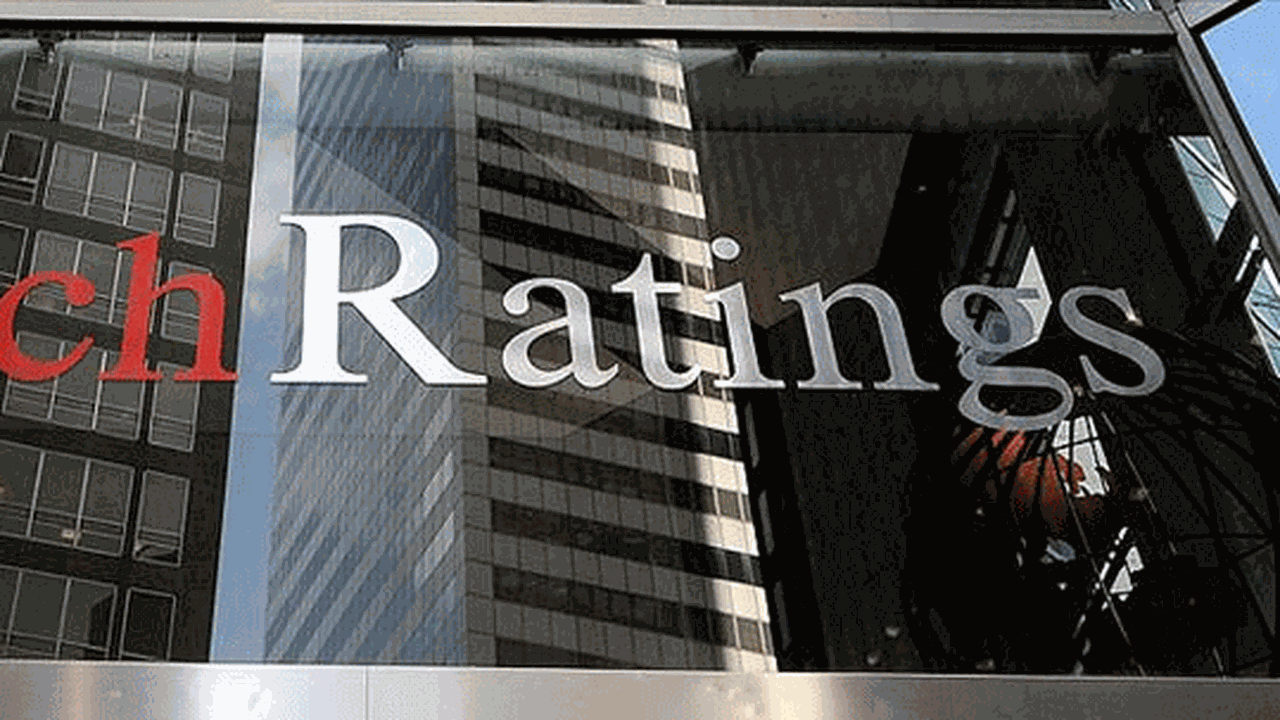 Fitch, bankalara kart borcu uyarısı yaptı