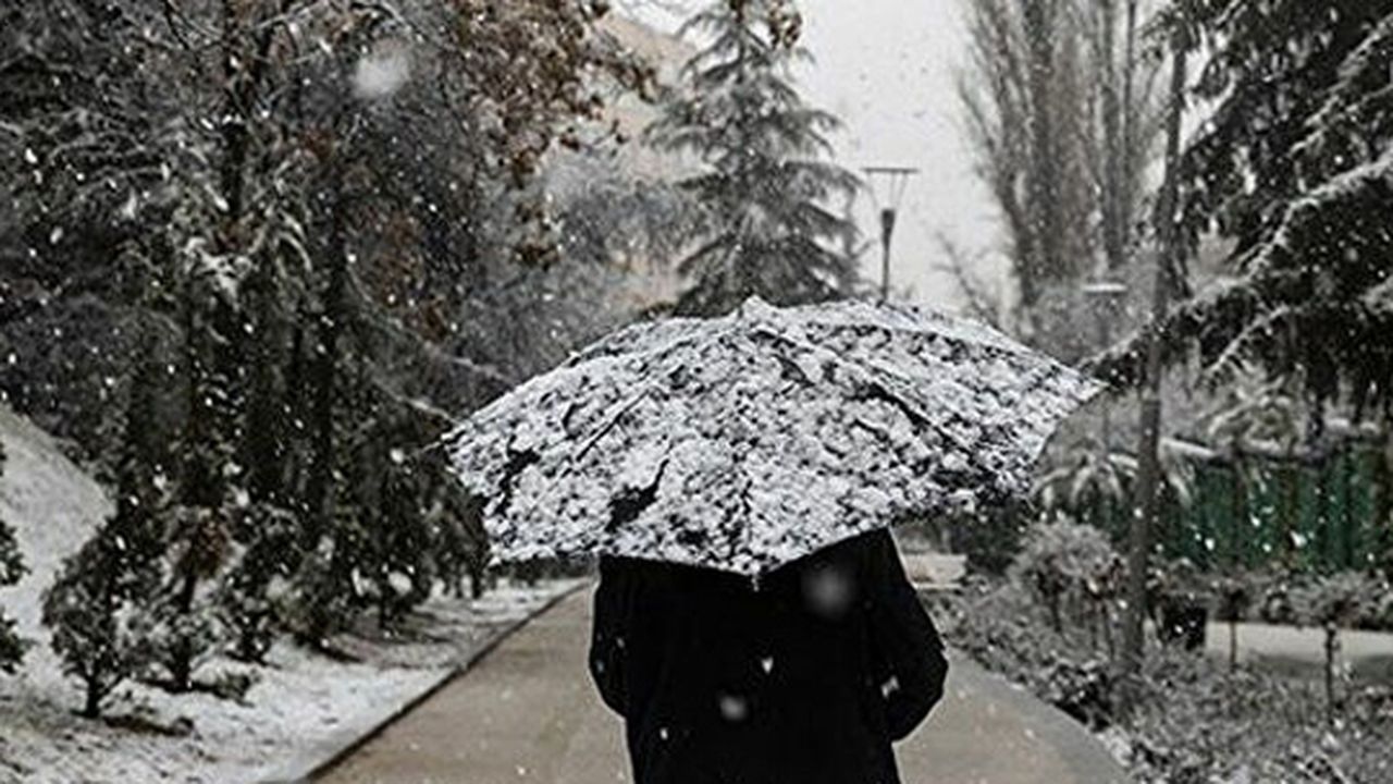 İstanbul'da kar yağışı etkili olmaya başladı!