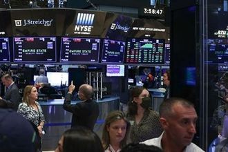 Küresel piyasaların gözü merkez bankası başkanlarının açıklamalarında